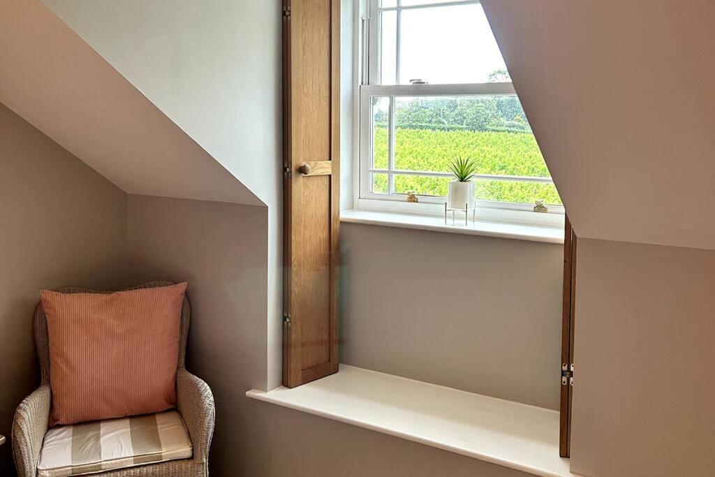 Vineyard Country Cottage Llanerch-Aeron エクステリア 写真